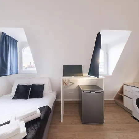 Place Emily In * Paris